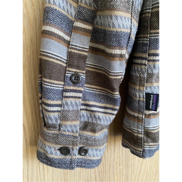 Patagonia Mens Organic Cotton Blue, Gray, Brown Casual Fall Button Down Sz Small - Picture 6 of 9